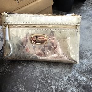 Brand new Michael Kors purse/wallet